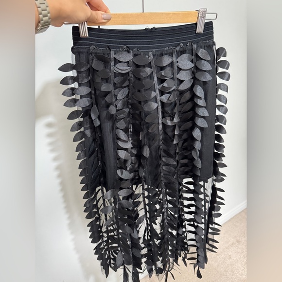 Small Medi Skirt - Picture 2 of 4